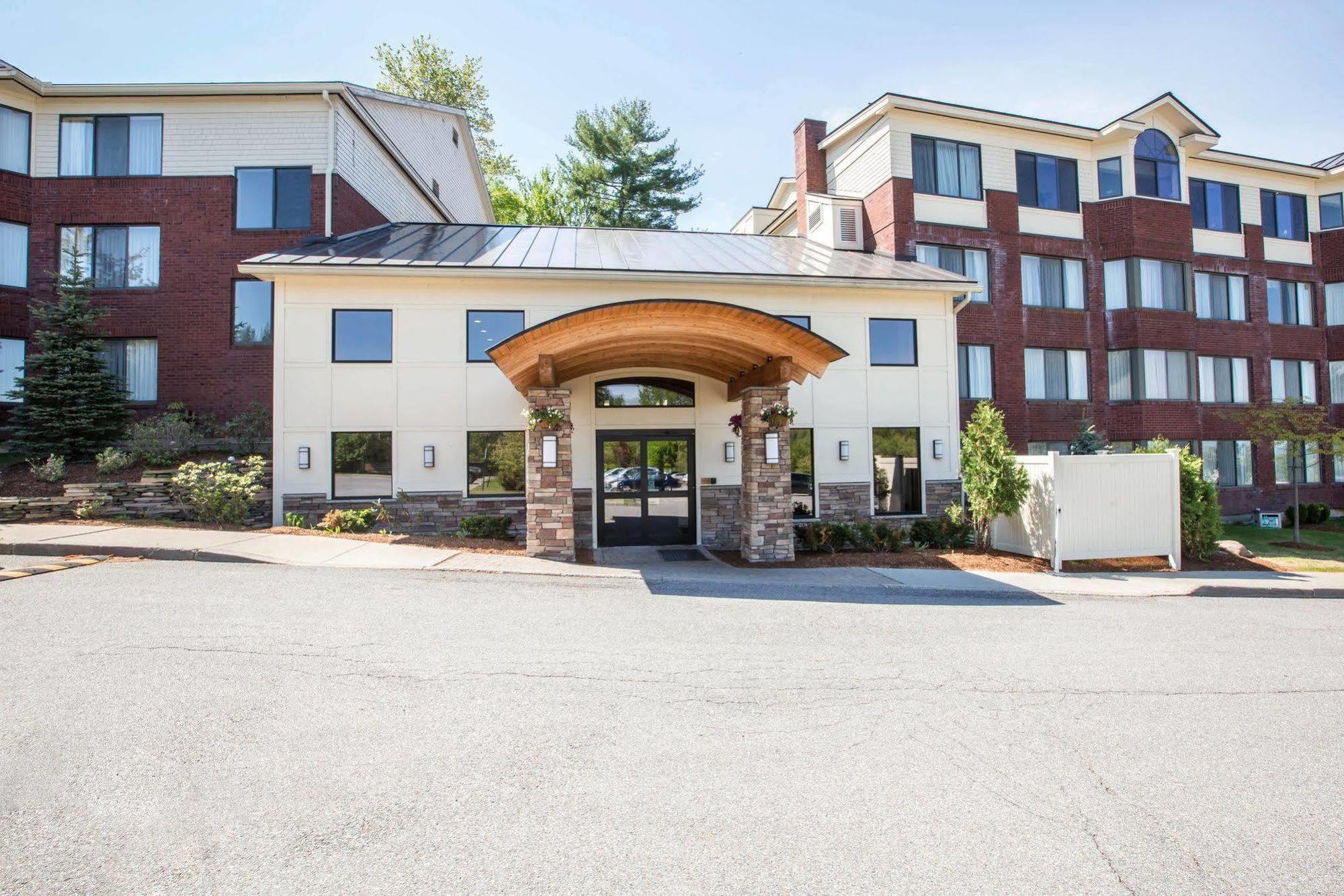 Comfort Suites South Burlington Near University Εξωτερικό φωτογραφία