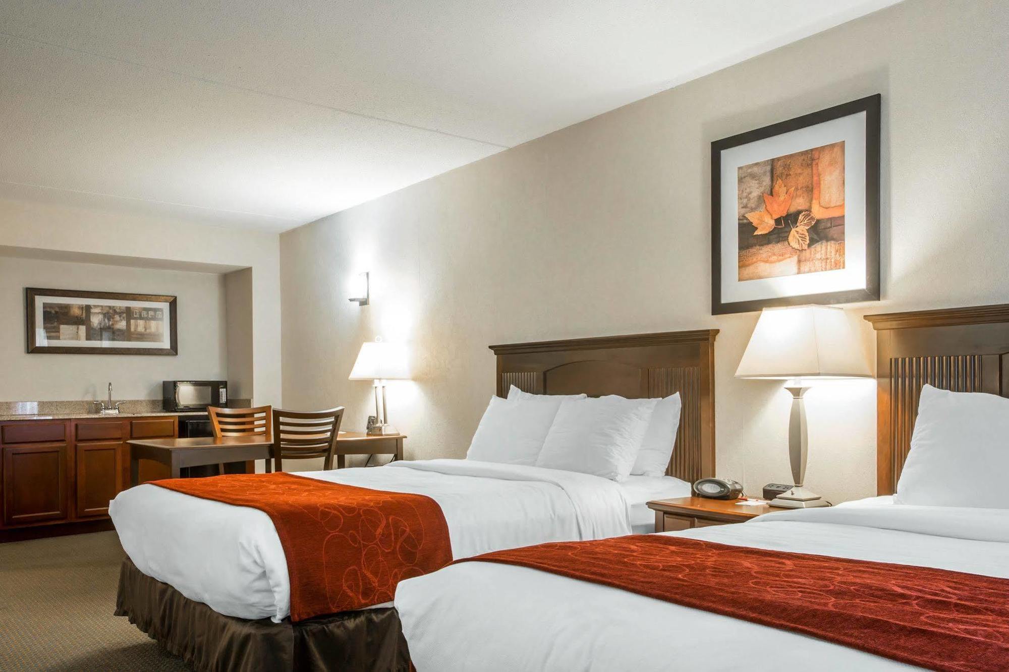 Comfort Suites South Burlington Near University Εξωτερικό φωτογραφία