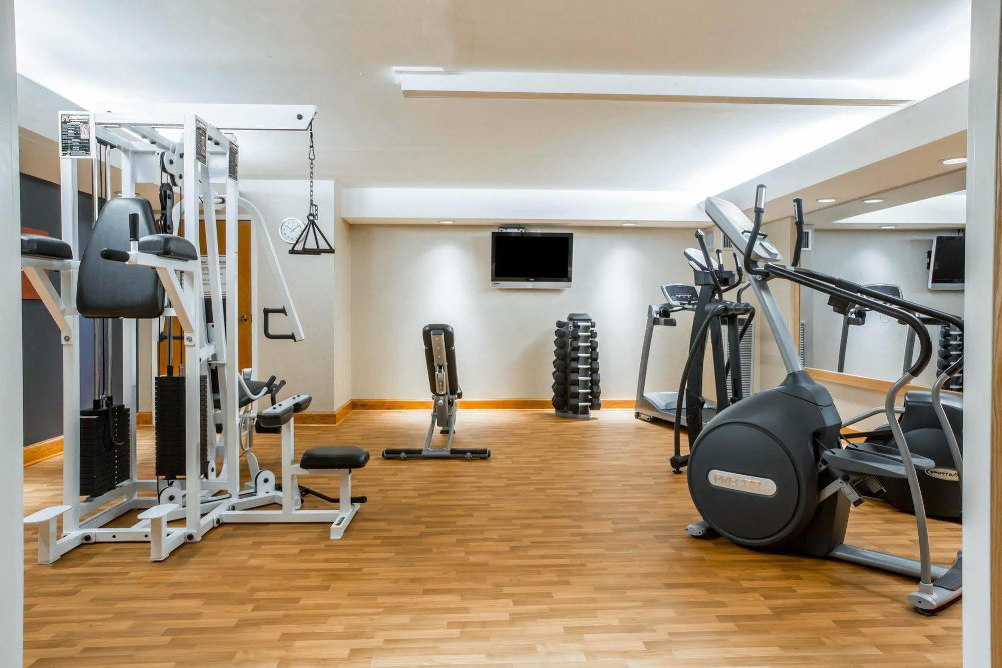 Comfort Suites South Burlington Near University Εξωτερικό φωτογραφία